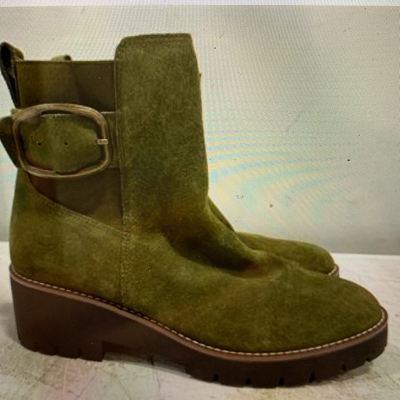 Blondo Dahlia Waterproof Booties - Picture 2 of 8